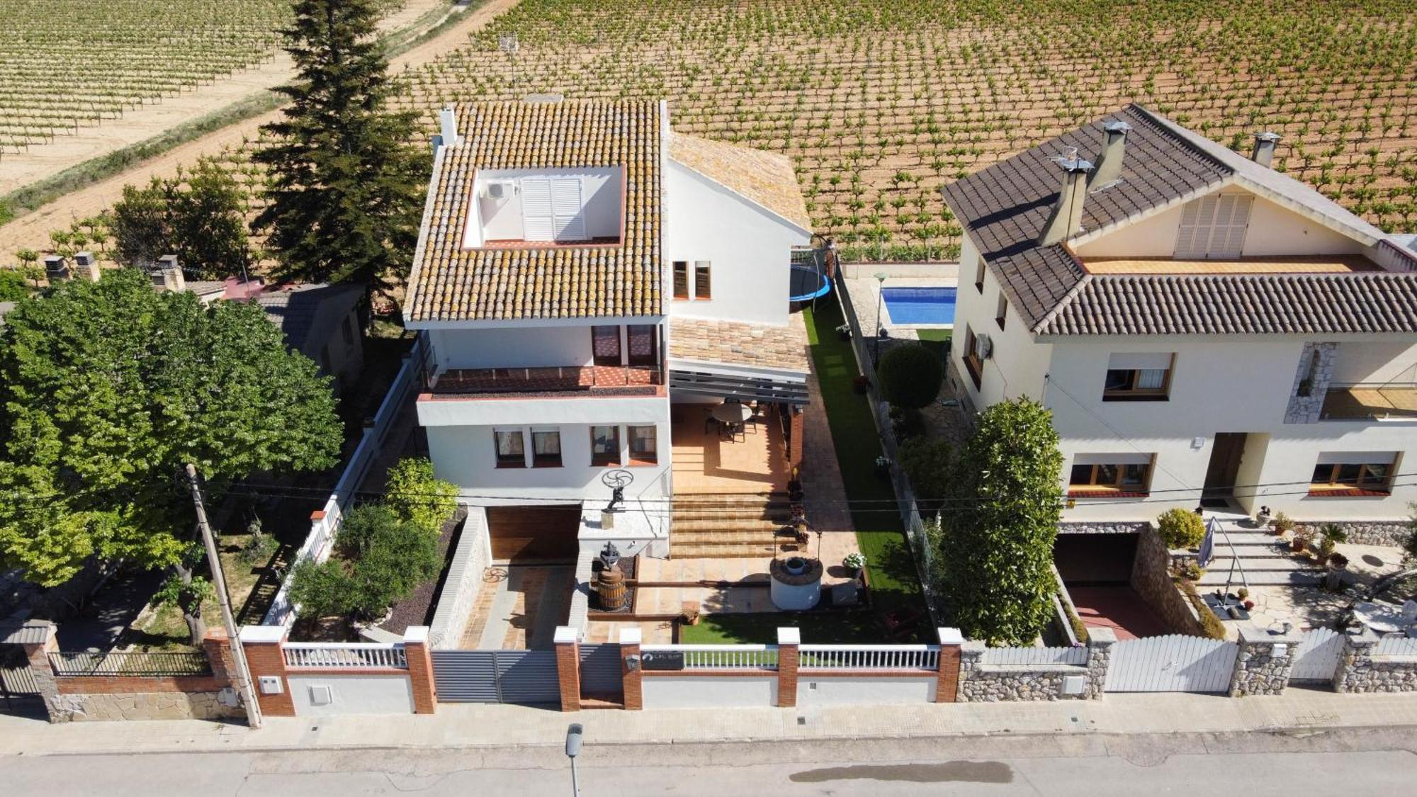Cal Llop Villa Sant Cugat de Sesgarrigues Exterior photo